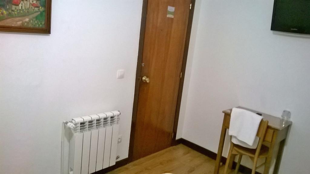 Hostal El Cairo Ferrol Exterior photo